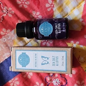 Scentsy Oil in Sea Salt & Lotus